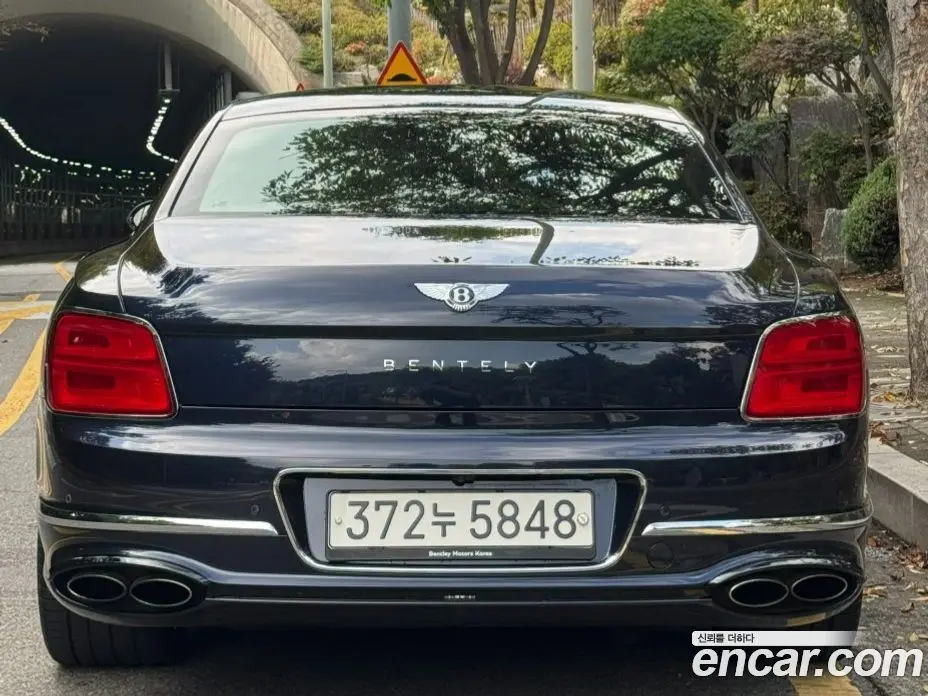 Bentley Flying Spur 2021 4.0 АКПП, фото 12