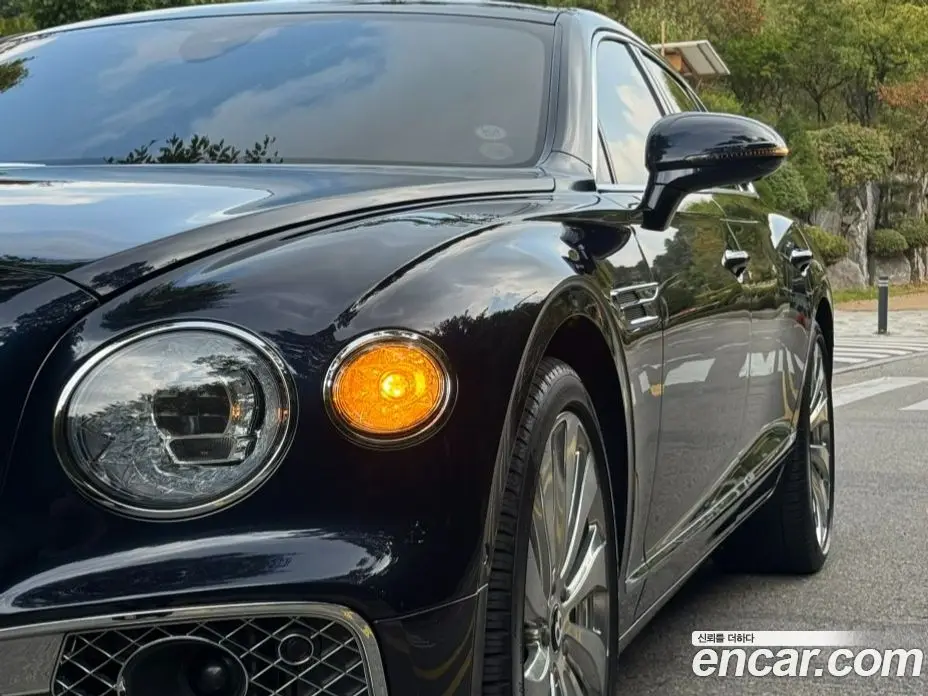 Bentley Flying Spur 2021 4.0 АКПП, фото 14