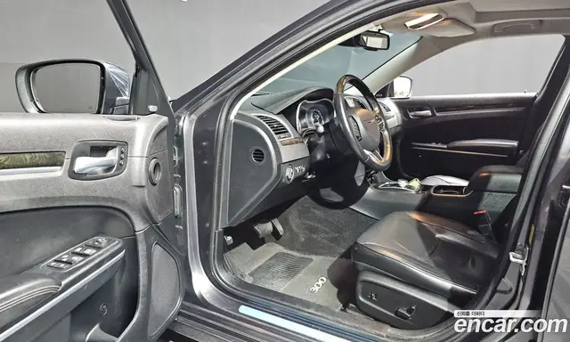 Chrysler 300C 2016 3.6 АКПП, миниатюра 10 Chrysler 300C 2016 3.6 АКПП, миниатюра 10