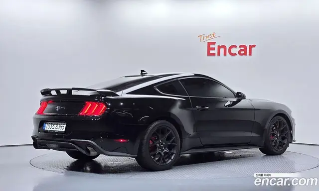Ford Mustang 2021 2.3 АКПП, миниатюра 2