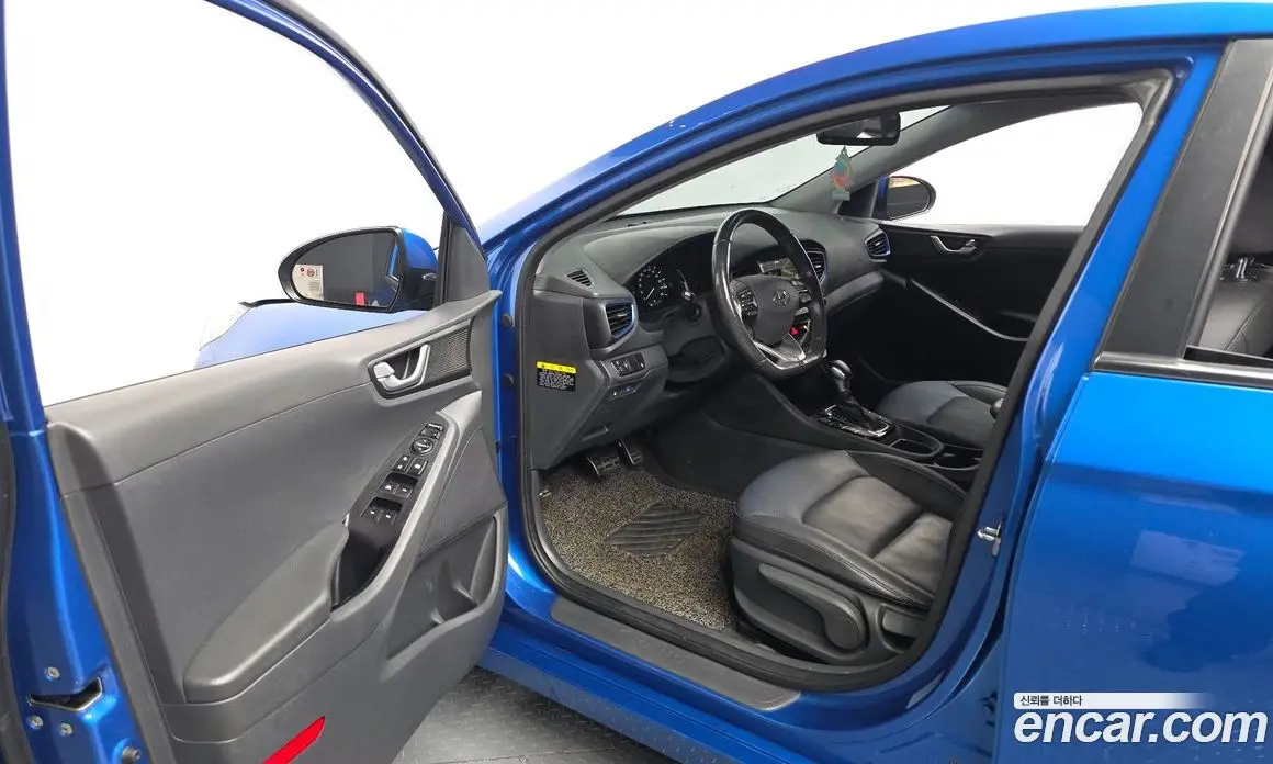 Hyundai Ioniq 2017 1.6 АКПП, фото 13