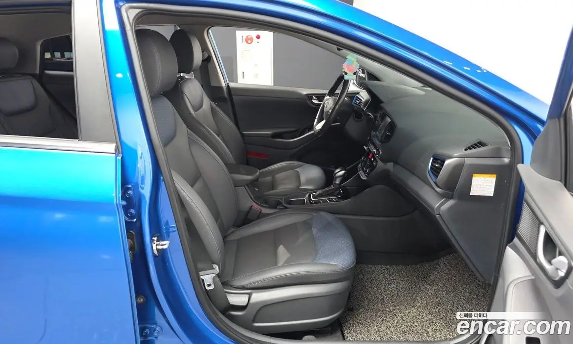 Hyundai Ioniq 2017 1.6 АКПП, фото 17