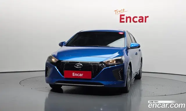 Hyundai Ioniq 2017 1.6 АКПП, миниатюра 3