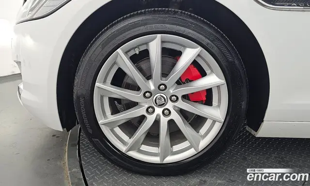 Jaguar XF 2017 2.0 АКПП, миниатюра 5