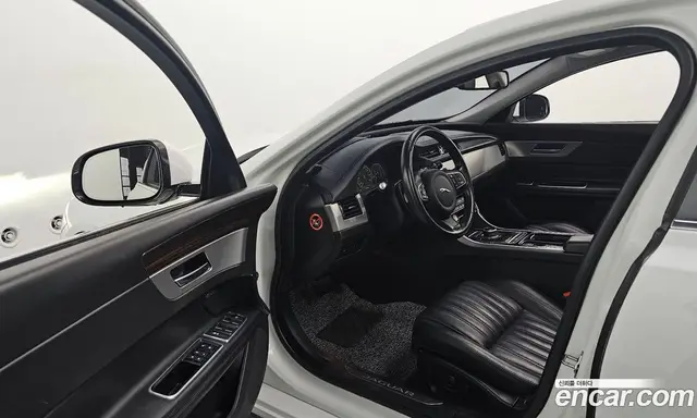 Jaguar XF 2017 2.0 АКПП, миниатюра 10