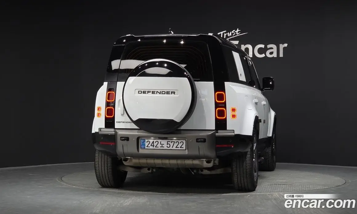 Land Rover Defender 2024 2.0 АКПП, фото 4