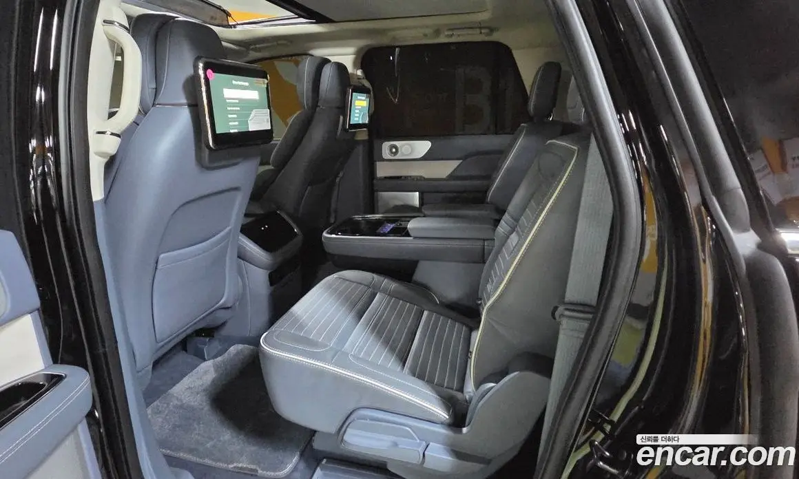 Lincoln Navigator 2022 3.5 АКПП, фото 12 Lincoln Navigator 2022 3.5 АКПП, фото 12