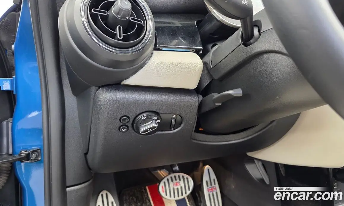 Mini Cooper Convertible 2023 2.0 АКПП, фото 16 Mini Cooper Convertible 2023 2.0 АКПП, фото 16