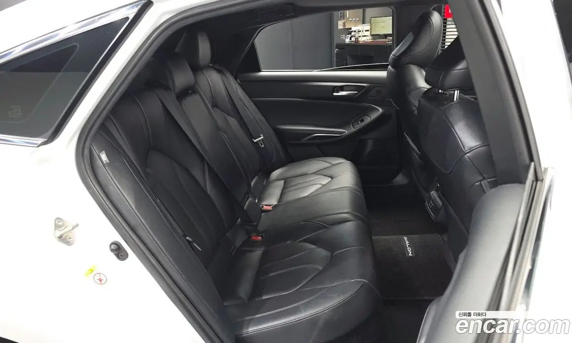 Toyota Avalon 2019 2.5 АКПП, фото 17