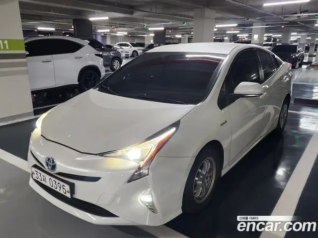 Toyota Prius, 2016, 108 000 км