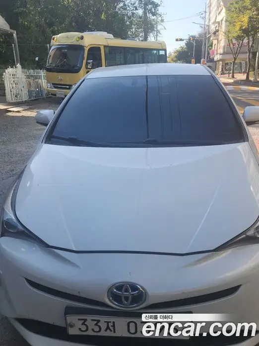 Toyota Prius 2016 1.8 АКПП, фото 3