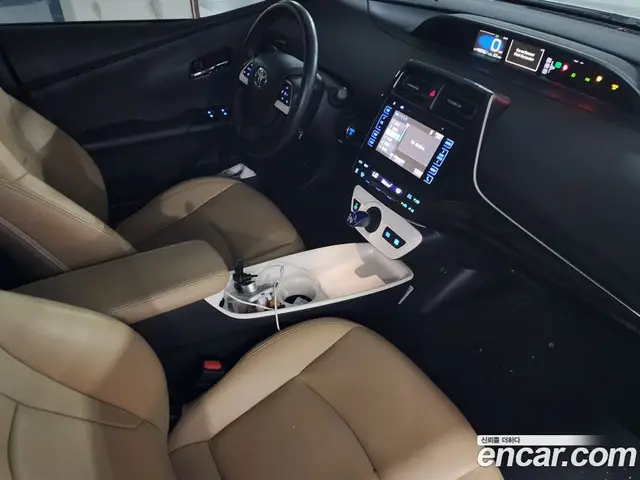 Toyota Prius 2016 1.8 АКПП, миниатюра 9