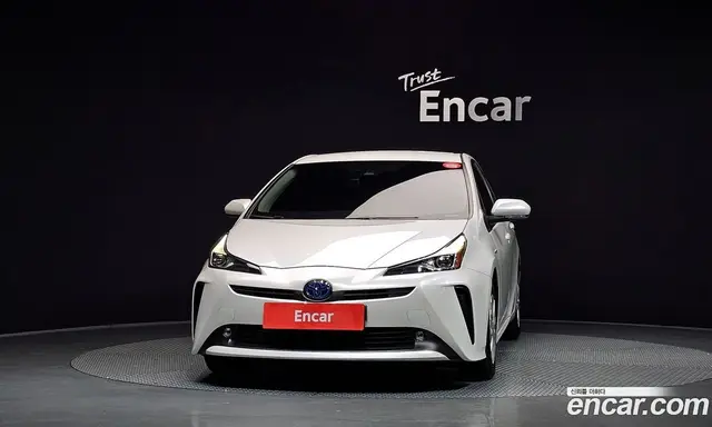 Toyota Prius 2021 1.8 АКПП, миниатюра 3 Toyota Prius 2021 1.8 АКПП, миниатюра 3