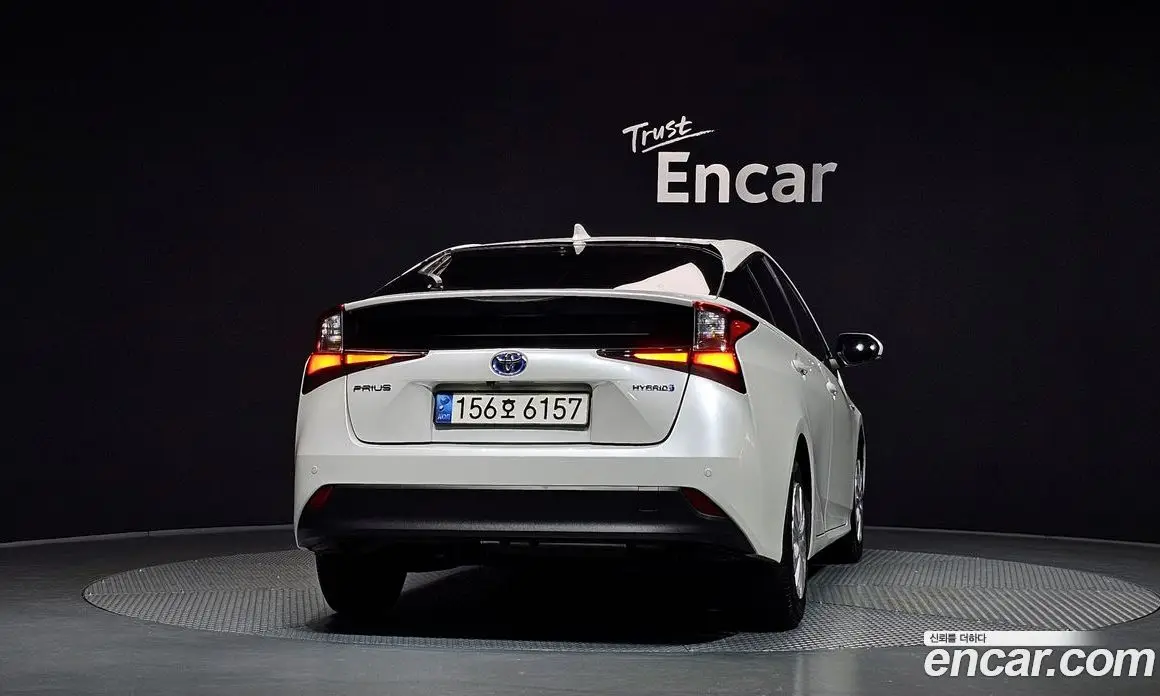 Toyota Prius 2021 1.8 АКПП, фото 4 Toyota Prius 2021 1.8 АКПП, фото 4