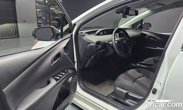 Toyota Prius 2021 1.8 АКПП, миниатюра 10 Toyota Prius 2021 1.8 АКПП, миниатюра 10