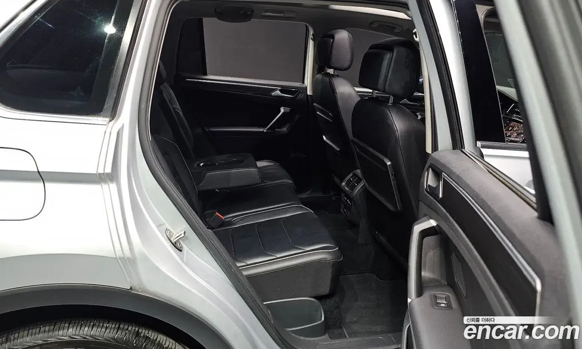 Volkswagen Tiguan 2018 2.0 АКПП, фото 11