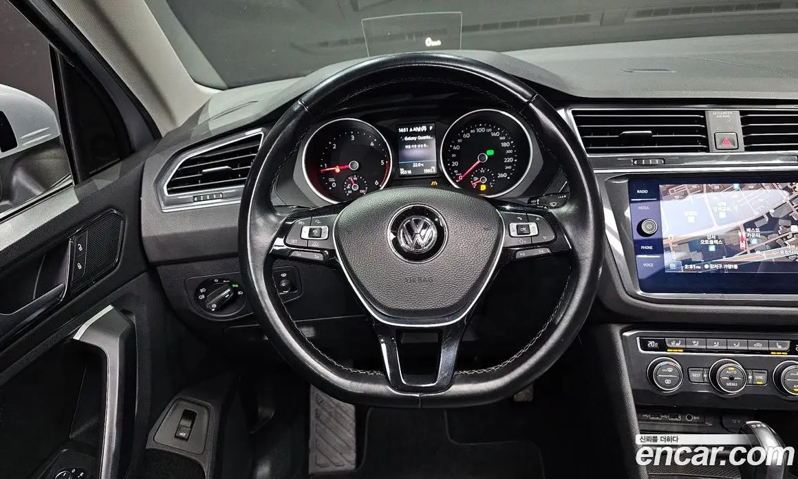 Volkswagen Tiguan 2018 2.0 АКПП, фото 13