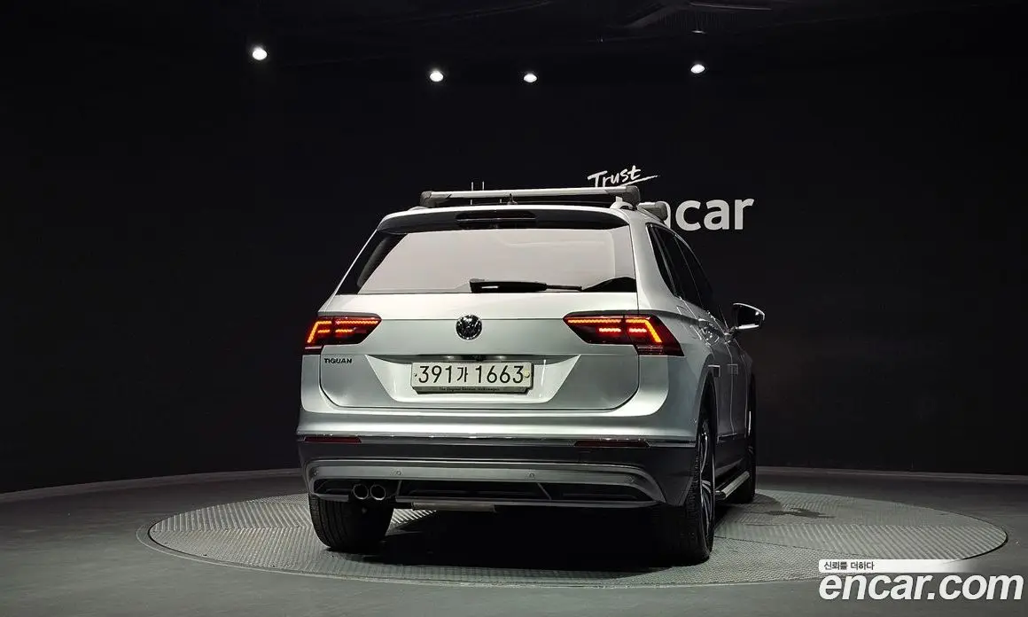 Volkswagen Tiguan 2018 2.0 АКПП, фото 4