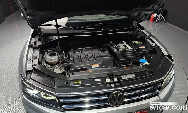 Volkswagen Tiguan 2018 2.0 АКПП, миниатюра 6