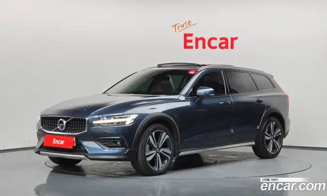 Volvo V60, 2020, 42 065 км