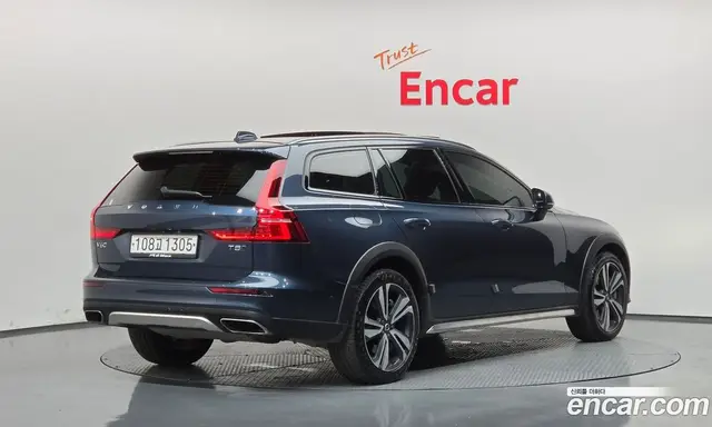Volvo V60 2020 2.0 АКПП, миниатюра 2 Volvo V60 2020 2.0 АКПП, миниатюра 2