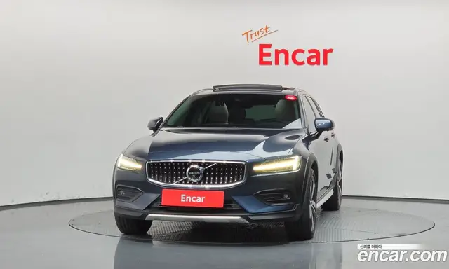 Volvo V60 2020 2.0 АКПП, миниатюра 3 Volvo V60 2020 2.0 АКПП, миниатюра 3