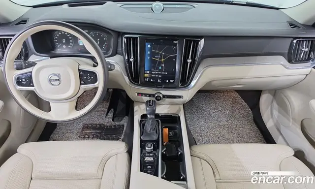 Volvo V60 2020 2.0 АКПП, миниатюра 10 Volvo V60 2020 2.0 АКПП, миниатюра 10