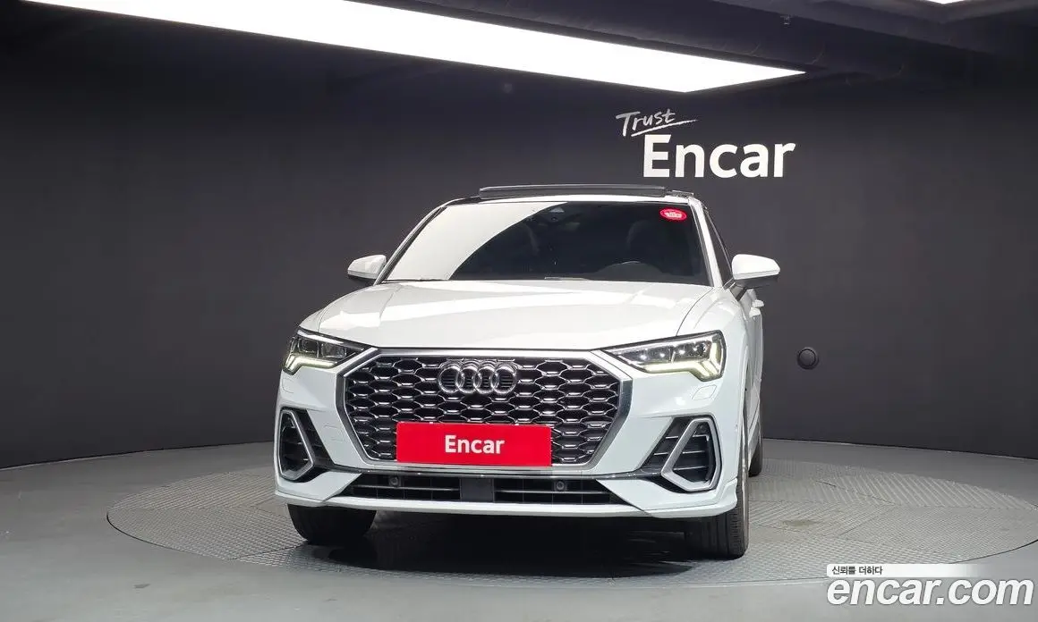 Audi Q3 2023 2.0 АКПП, фото 3 Audi Q3 2023 2.0 АКПП, фото 3