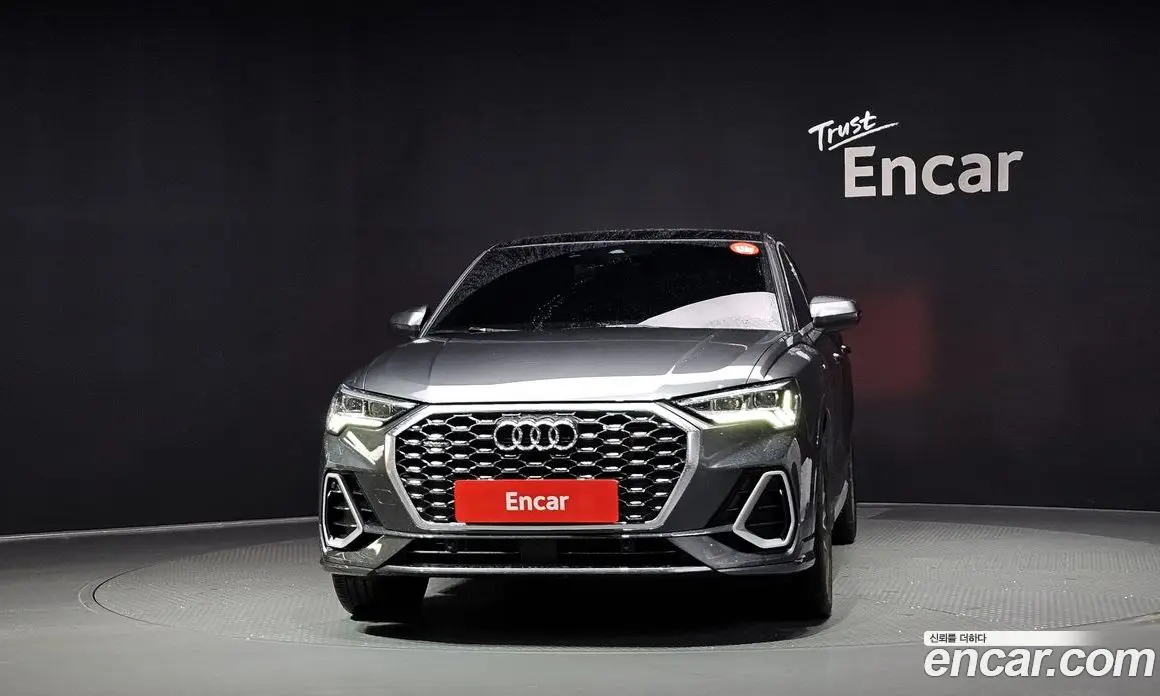 Audi Q3 2024 2.0 АКПП, фото 3