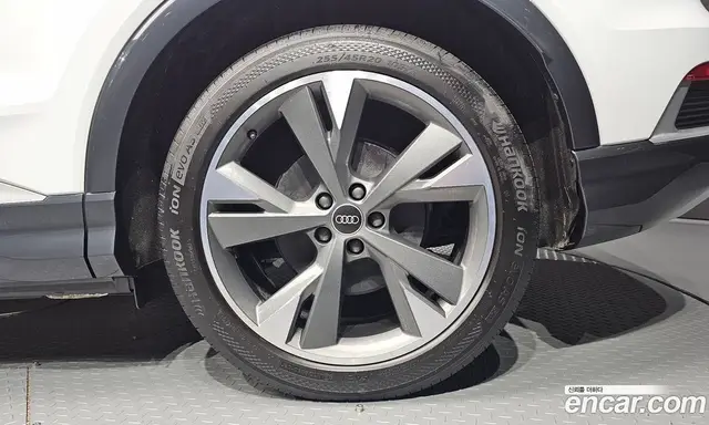 Audi Q4 e-tron 2022 0.2 АКПП, миниатюра 6