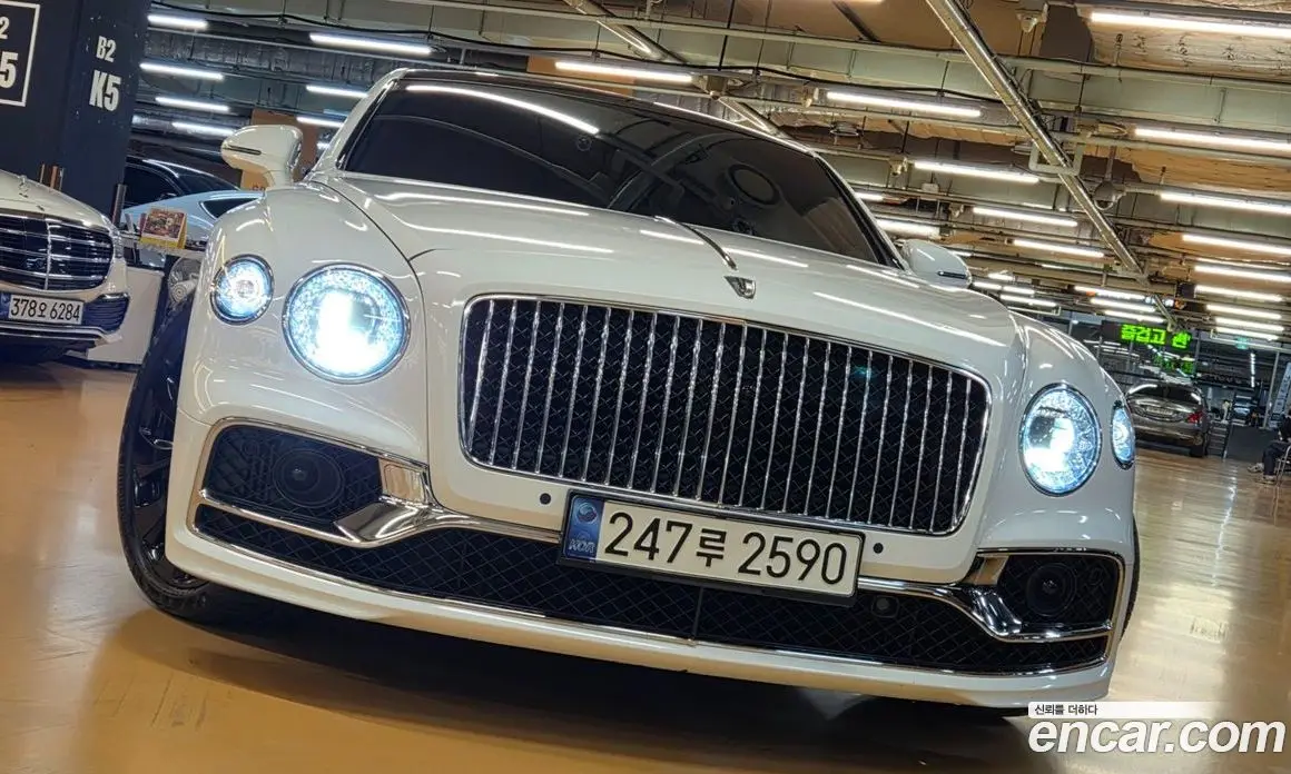 Bentley Flying Spur 2020 6.0 АКПП, фото 20
