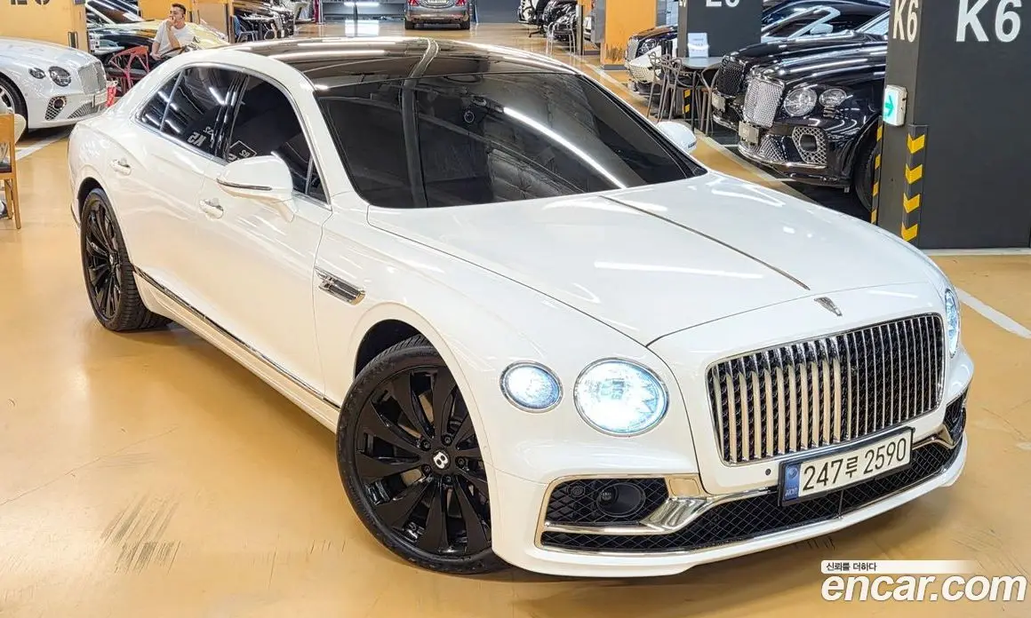 Bentley Flying Spur 2020 6.0 АКПП, фото 4