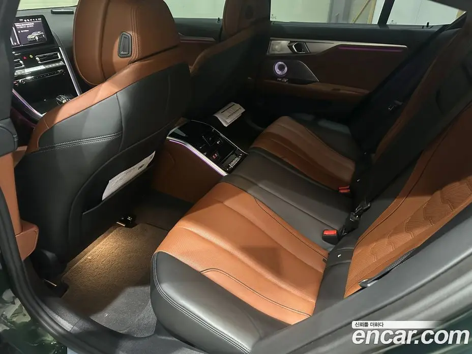 BMW 8 серия 2022 4.4 АКПП, фото 16 BMW 8 серия 2022 4.4 АКПП, фото 16