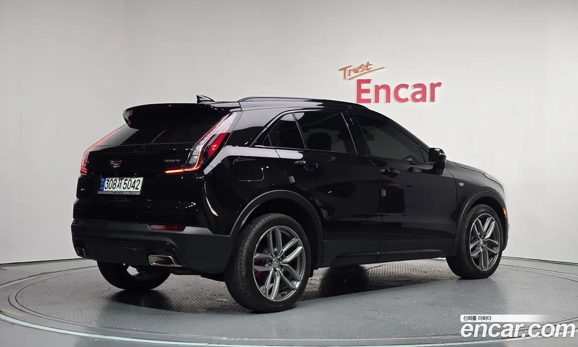 Cadillac XT4 2021 2.0 АКПП, фото 2 Cadillac XT4 2021 2.0 АКПП, фото 2