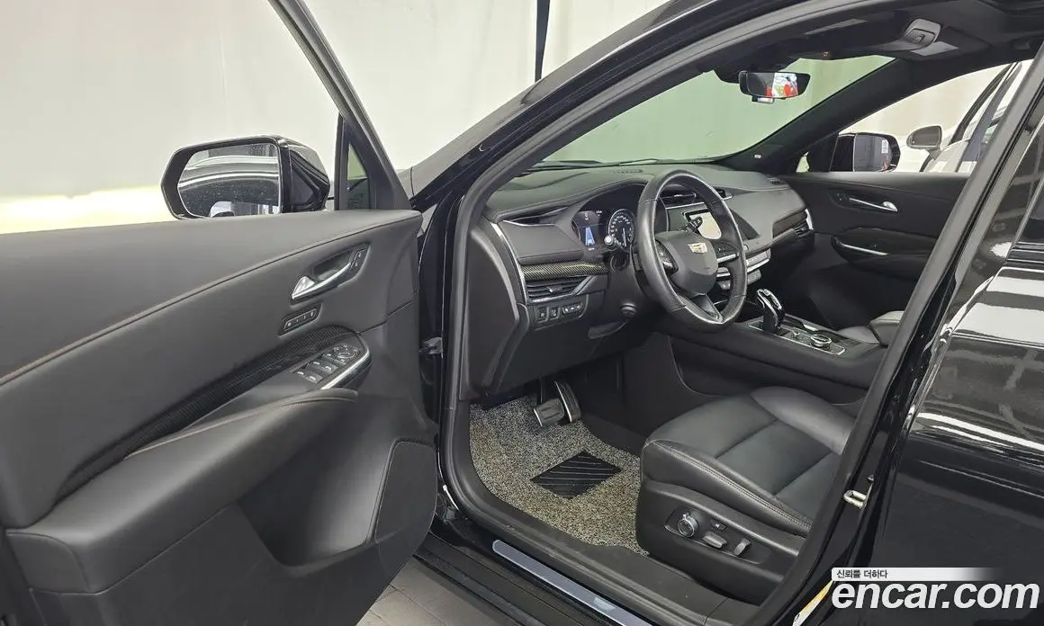 Cadillac XT4 2021 2.0 АКПП, фото 13 Cadillac XT4 2021 2.0 АКПП, фото 13