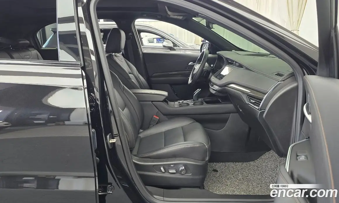 Cadillac XT4 2021 2.0 АКПП, фото 16 Cadillac XT4 2021 2.0 АКПП, фото 16