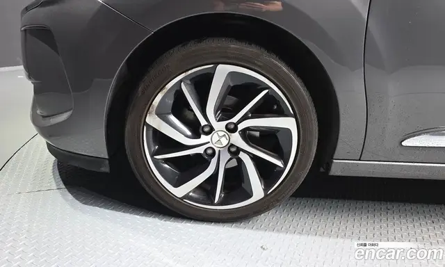 Citroen DS3 2018 1.6 АКПП, миниатюра 4