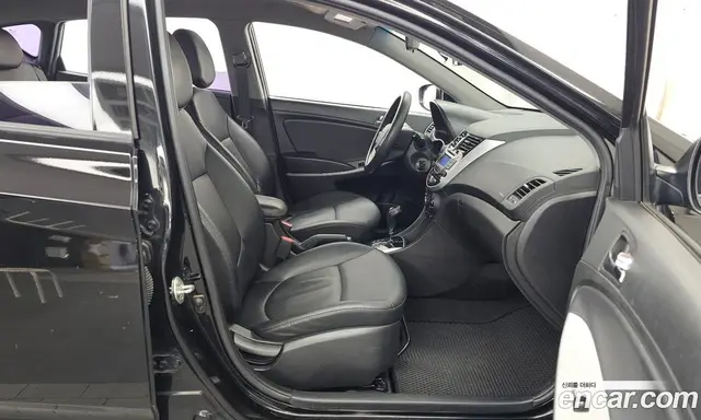 Hyundai Accent 2013 1.6 АКПП, миниатюра 11