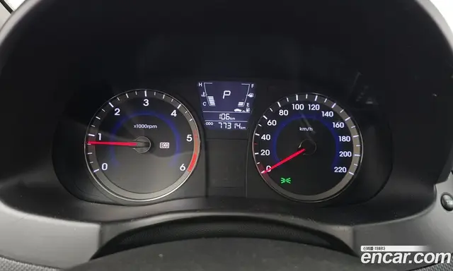 Hyundai Accent 2013 1.6 АКПП, миниатюра 8