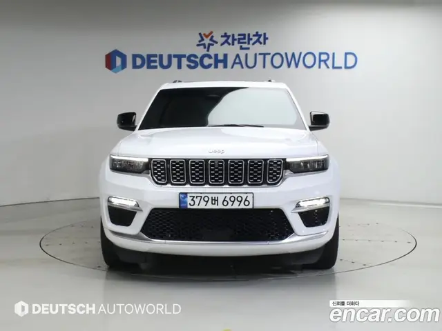Jeep Cherokee 2023 2.0 АКПП, миниатюра 3