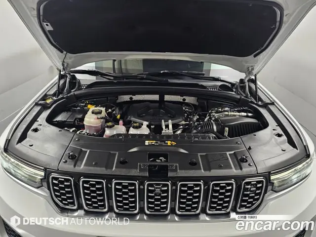 Jeep Cherokee 2023 2.0 АКПП, миниатюра 6