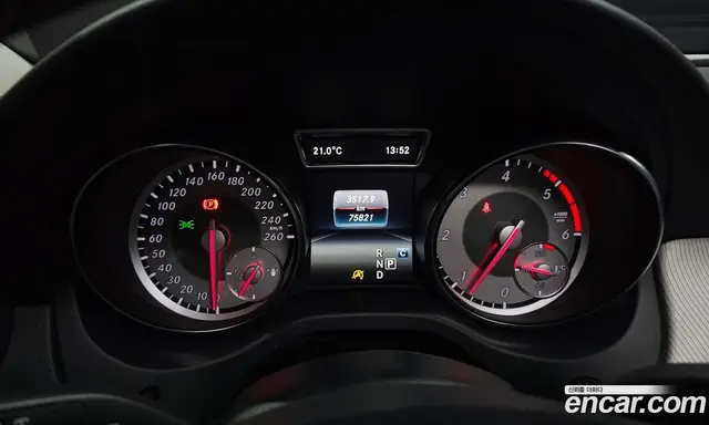 Mercedes-Benz GLA-Class 2017 2.1 АКПП, миниатюра 8