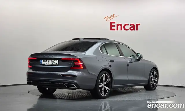 Volvo S60 2020 2.0 АКПП, миниатюра 2