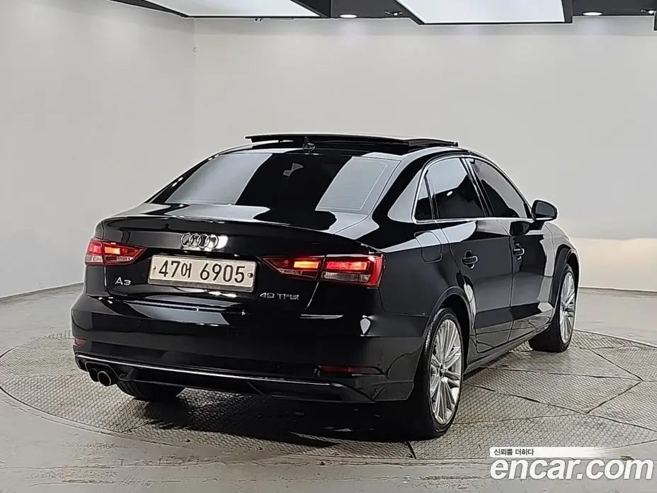 Audi A3 2018 2.0 АКПП, фото 4