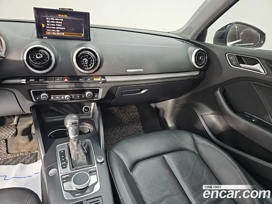 Audi A3 2018 2.0 АКПП, фото 10