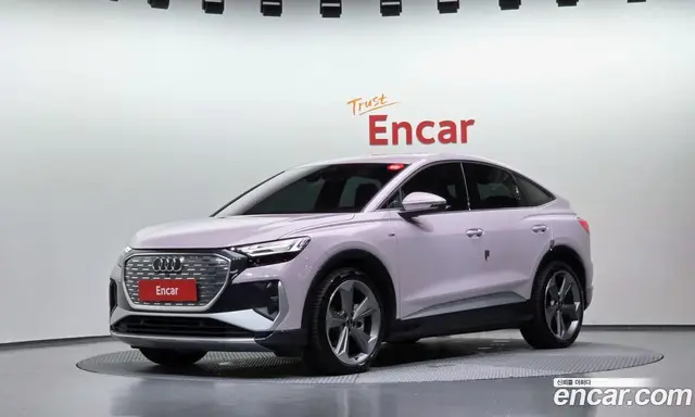 Audi Q4 e-tron, 2025, 26 161 км