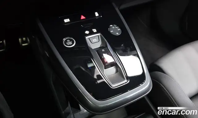 Audi Q4 e-tron 2025 0.2 АКПП, миниатюра 12