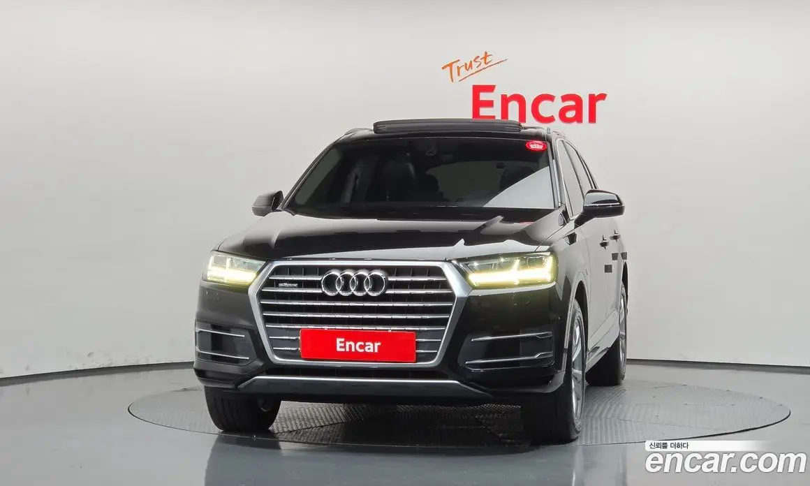 Audi Q7 2019 2.0 АКПП, фото 3