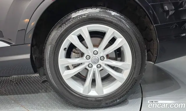 Audi Q7 2019 2.0 АКПП, миниатюра 7