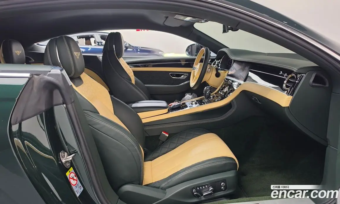 Bentley Continental 2020 4.0 АКПП, фото 15